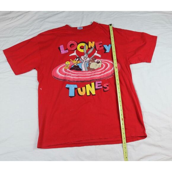 Vintage Looney Tunes Classic Mens XL T Shirt Short Sleeve Red Bugs Bunny Taz USA - Picture 2 of 8